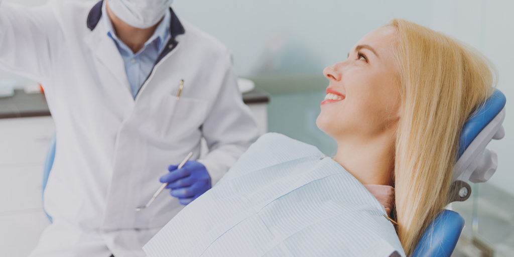 stick image of dental patient in the examine room